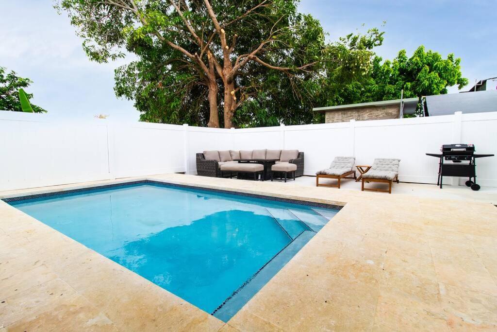 Casa Marilina Aguadilla W/ Pool Villa Buitenkant foto